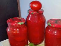 Een eenvoudig recept voor tomaten in hun eigen sap zonder sterilisatie