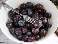 Resep acar buah plum untuk musim dingin seperti buah zaitun Pengalengan buah plum seperti buah zaitun resep sederhana
